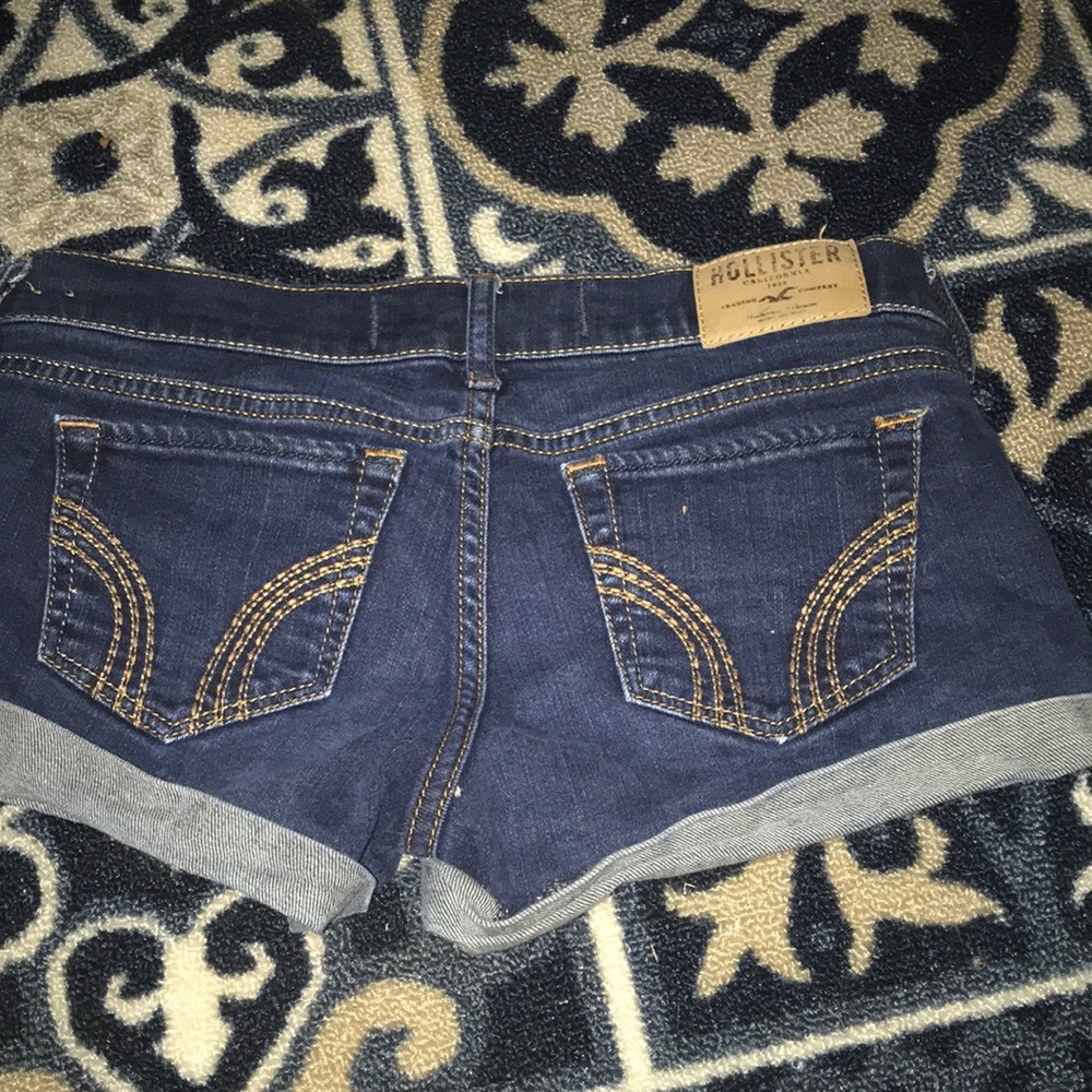 Hollister shorts - Picture 3 of 3